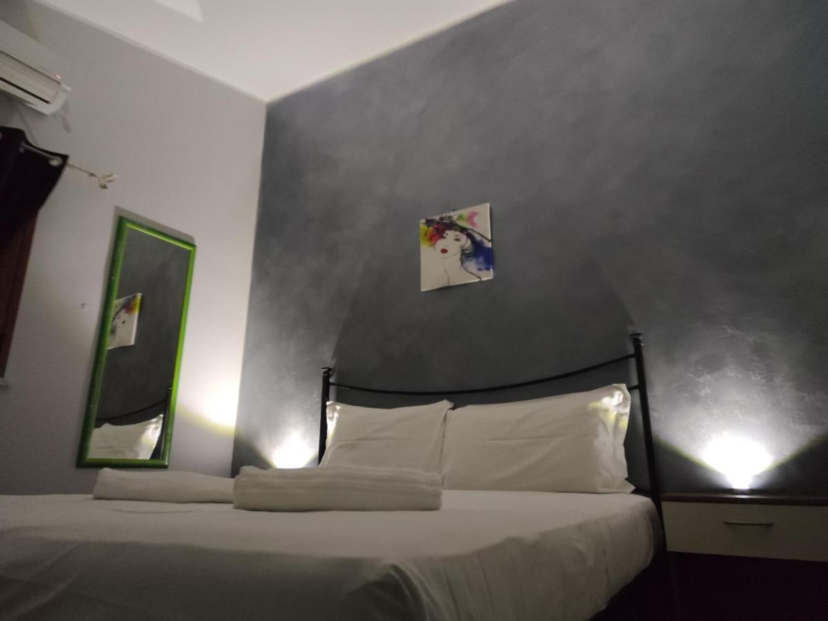 Sicily Travel Apartment'S 4 Giardini Naxos Exteriör bild