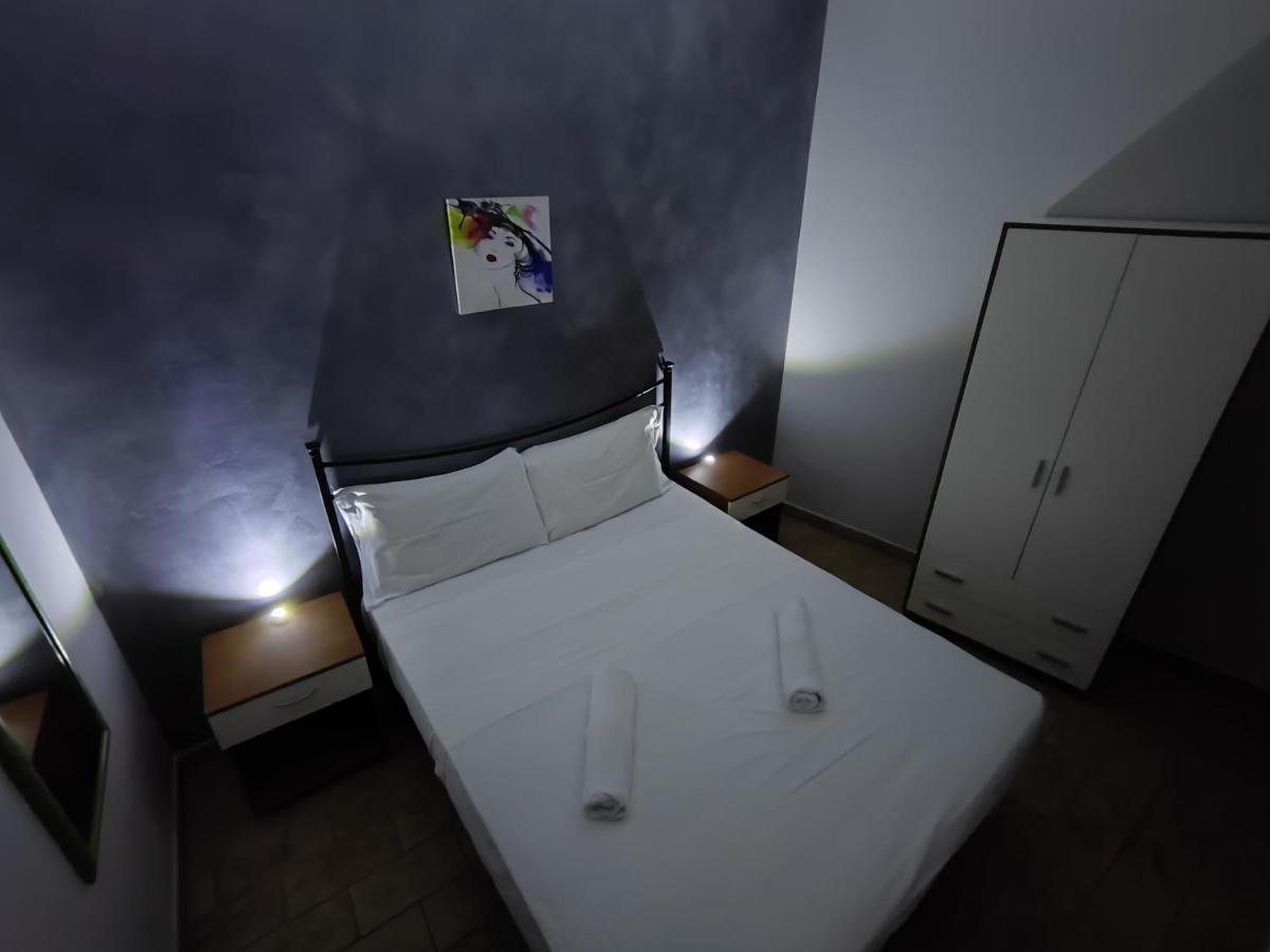 Sicily Travel Apartment'S 4 Giardini Naxos Exteriör bild